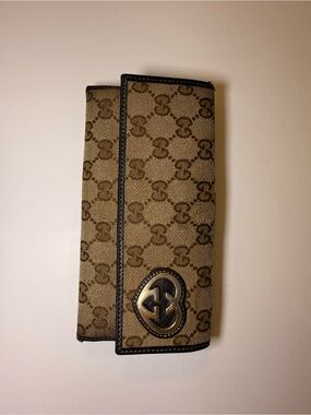 Authentic Gucci Monogram Wallet